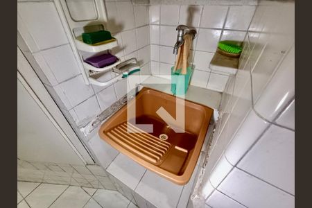 Apartamento à venda com 120m², 3 quartos e sem vagaÁrea serviço 