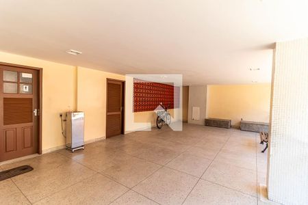 Apartamento à venda com 73m², 2 quartos e 1 vagaÁrea comum