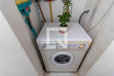 Apartamento à venda com 73m², 2 quartos e 1 vagaÁrea de Serviço