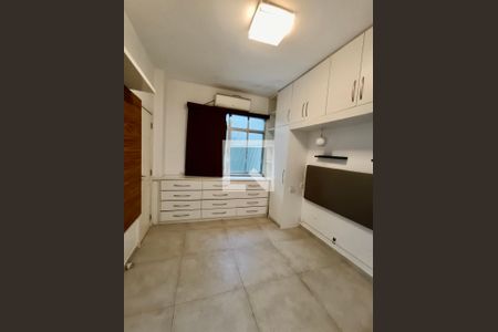 Apartamento à venda com 120m², 3 quartos e sem vagaSuíte