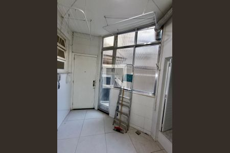 Apartamento à venda com 120m², 3 quartos e sem vagaÁrea serviço