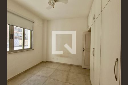 Apartamento à venda com 120m², 3 quartos e sem vagaQuarto 2