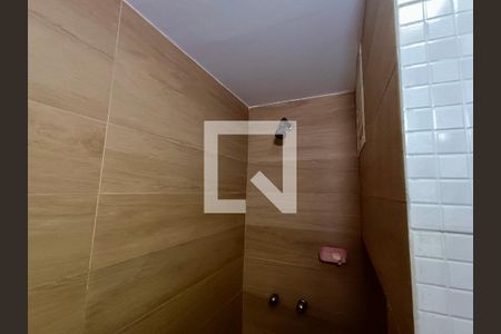 Apartamento à venda com 120m², 3 quartos e sem vagaSuíte banheiro