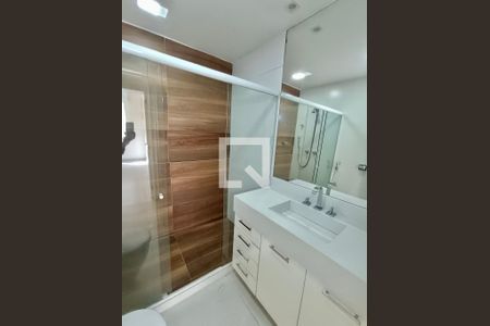 Apartamento à venda com 120m², 3 quartos e sem vagaBanheiro social
