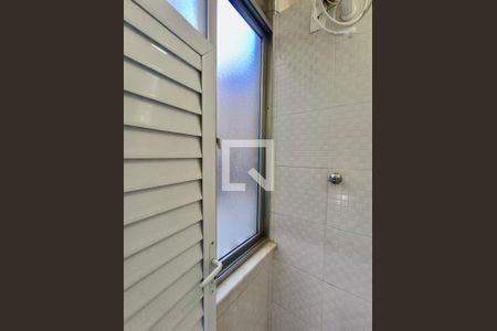 Apartamento à venda com 120m², 3 quartos e sem vagaBanheiro serviço