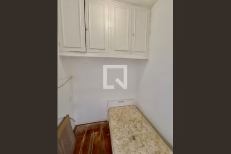 Apartamento à venda com 120m², 3 quartos e sem vagaQuarto serviço