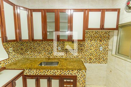 Apartamento para alugar com 120m², 2 quartos e sem vagaCozinha e Área de Serviço