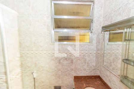 Apartamento para alugar com 120m², 2 quartos e sem vagaBanheiro