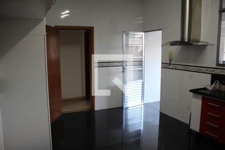Apartamento para alugar com 210m², 3 quartos e 2 vagasCozinha