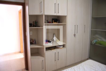 Apartamento para alugar com 210m², 3 quartos e 2 vagasQuarto 3