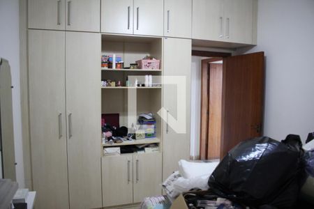 Apartamento para alugar com 210m², 3 quartos e 2 vagasQuarto 2