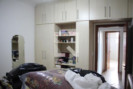 Apartamento para alugar com 210m², 3 quartos e 2 vagasQuarto 2