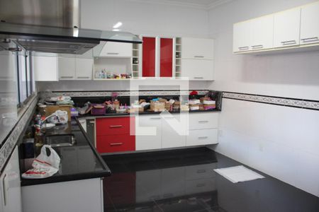 Apartamento para alugar com 210m², 3 quartos e 2 vagasCozinha