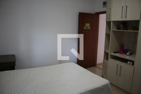 Apartamento para alugar com 210m², 3 quartos e 2 vagasQuarto 3