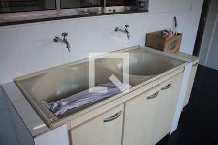 Apartamento para alugar com 210m², 3 quartos e 2 vagasÁrea de Serviço