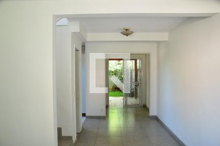 Casa de condomínio para alugar com 66m², 2 quartos e 2 vagasSala