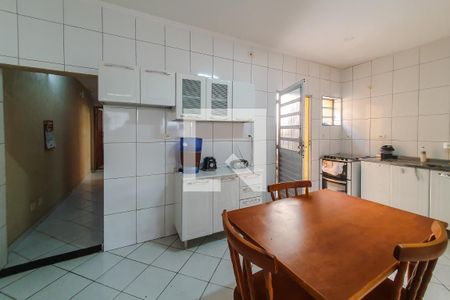 Casa à venda com 75m², 2 quartos e sem vaga Casa à venda com 75m², 2 quartos e sem vagacozinha