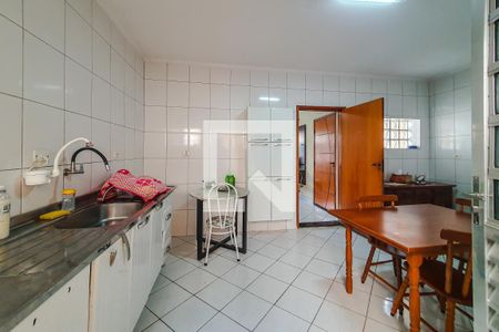 Casa à venda com 75m², 2 quartos e sem vaga Casa à venda com 75m², 2 quartos e sem vagacozinha