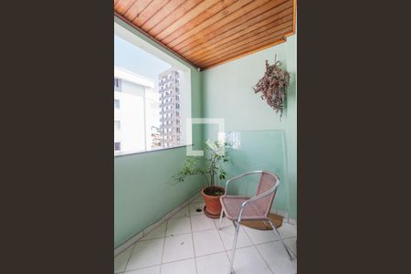 Sala de apartamento para alugar com 3 quartos, 86m² em Barreiros, São José