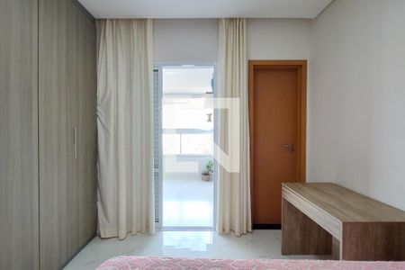 Apartamento para alugar com 87m², 2 quartos e 2 vagasSuite
