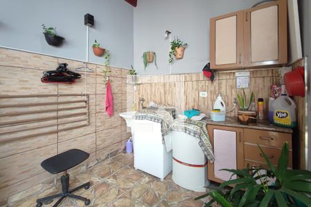 Casa à venda com 180m², 3 quartos e 3 vagasÁrea de Serviço