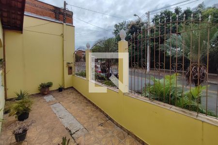 Casa à venda com 180m², 3 quartos e 3 vagasQuintal