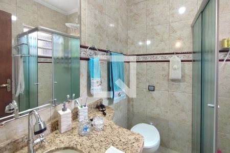 Casa à venda com 180m², 3 quartos e 3 vagasBanheiro Social