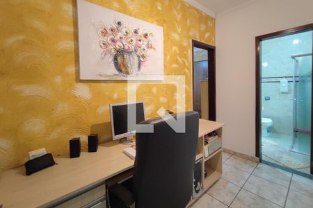 Casa à venda com 180m², 3 quartos e 3 vagasEscritório