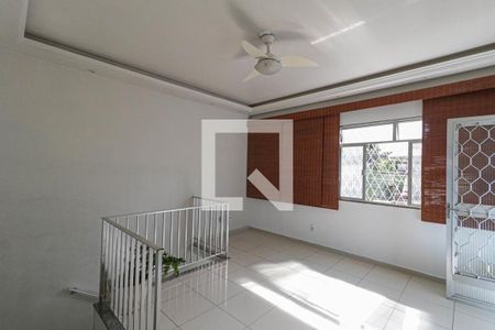 Sala de casa de condomínio para alugar com 2 quartos, 85m² em Del Castilho, Rio de Janeiro