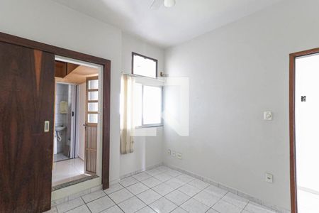 Quarto de casa de condomínio para alugar com 2 quartos, 85m² em Del Castilho, Rio de Janeiro