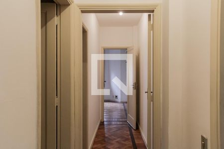 Corredor acesso Quartos de apartamento à venda com 4 quartos, 164m² em Leme, Rio de Janeiro