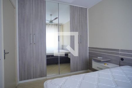 Quarto de apartamento à venda com 1 quarto, 40m² em Passo da Areia, Porto Alegre