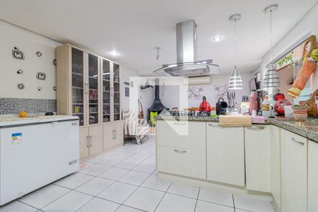 Casa à venda com 442m², 8 quartos e 8 vagasCozinha