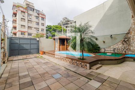 Casa à venda com 442m², 8 quartos e 8 vagasQuintal
