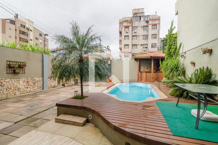 Casa à venda com 442m², 8 quartos e 8 vagasQuintal