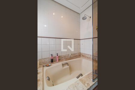 Casa à venda com 442m², 8 quartos e 8 vagasQuarto 1 - Suíte