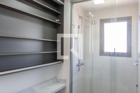 Apartamento à venda com 85m², 2 quartos e 2 vagasBanheiro da Suíte