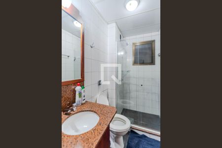 Banheiro de apartamento para alugar com 1 quarto, 31m² em Centro Histórico, Porto Alegre