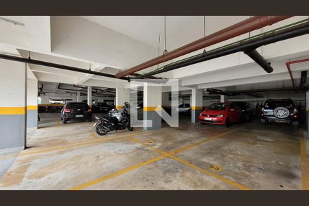 Garagem de apartamento para alugar com 2 quartos, 55m² em Vila Humaitá, Santo André
