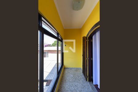 Casa à venda com 240m², 3 quartos e 3 vagasVaranda Suíte