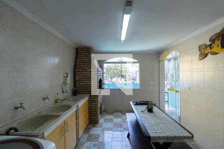Casa à venda com 240m², 3 quartos e 3 vagasÁrea de Serviço e Churrasqueira