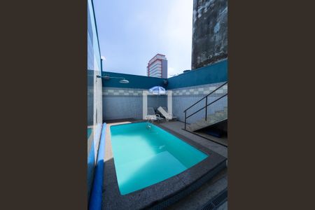 Casa à venda com 240m², 3 quartos e 3 vagasPiscina