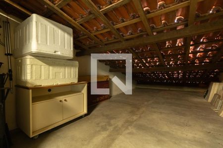 Casa à venda com 240m², 3 quartos e 3 vagasSótão