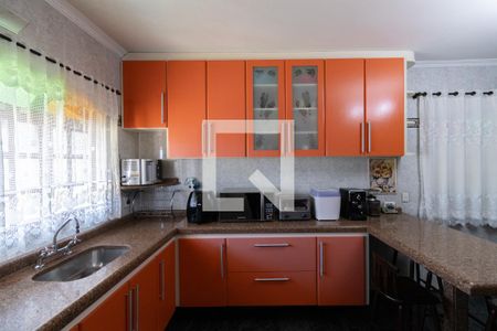 Casa à venda com 240m², 3 quartos e 3 vagasCozinha