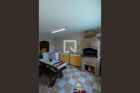 Casa à venda com 240m², 3 quartos e 3 vagasÁrea de Serviço e Churrasqueira