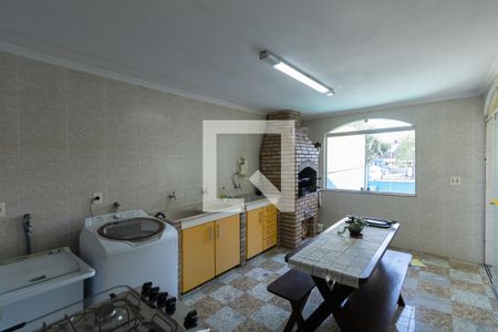 Casa à venda com 240m², 3 quartos e 3 vagasÁrea de Serviço e Churrasqueira