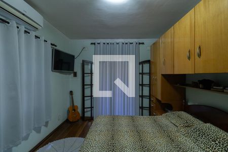 Suíte de casa à venda com 3 quartos, 240m² em Cidade Patriarca, São Paulo