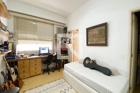 Apartamento à venda com 360m², 3 quartos e 3 vagasSuíte 2