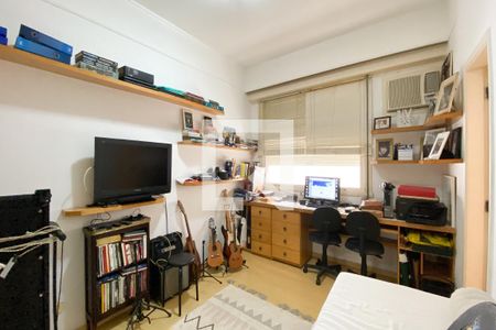 Apartamento à venda com 360m², 3 quartos e 3 vagasSuíte 2