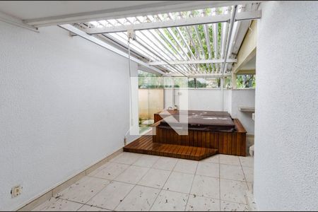 Área privativa de apartamento para alugar com 3 quartos, 140m² em Buritis, Belo Horizonte
